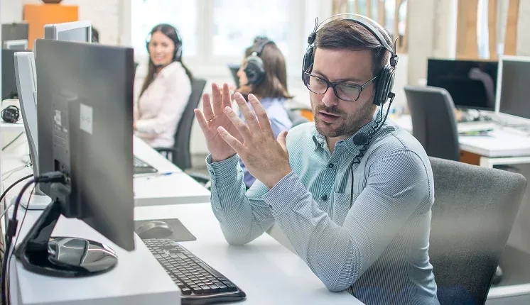 Creating a Frictionless Customer Experience: Strategies for Maximizing Efficiency and Satisfaction